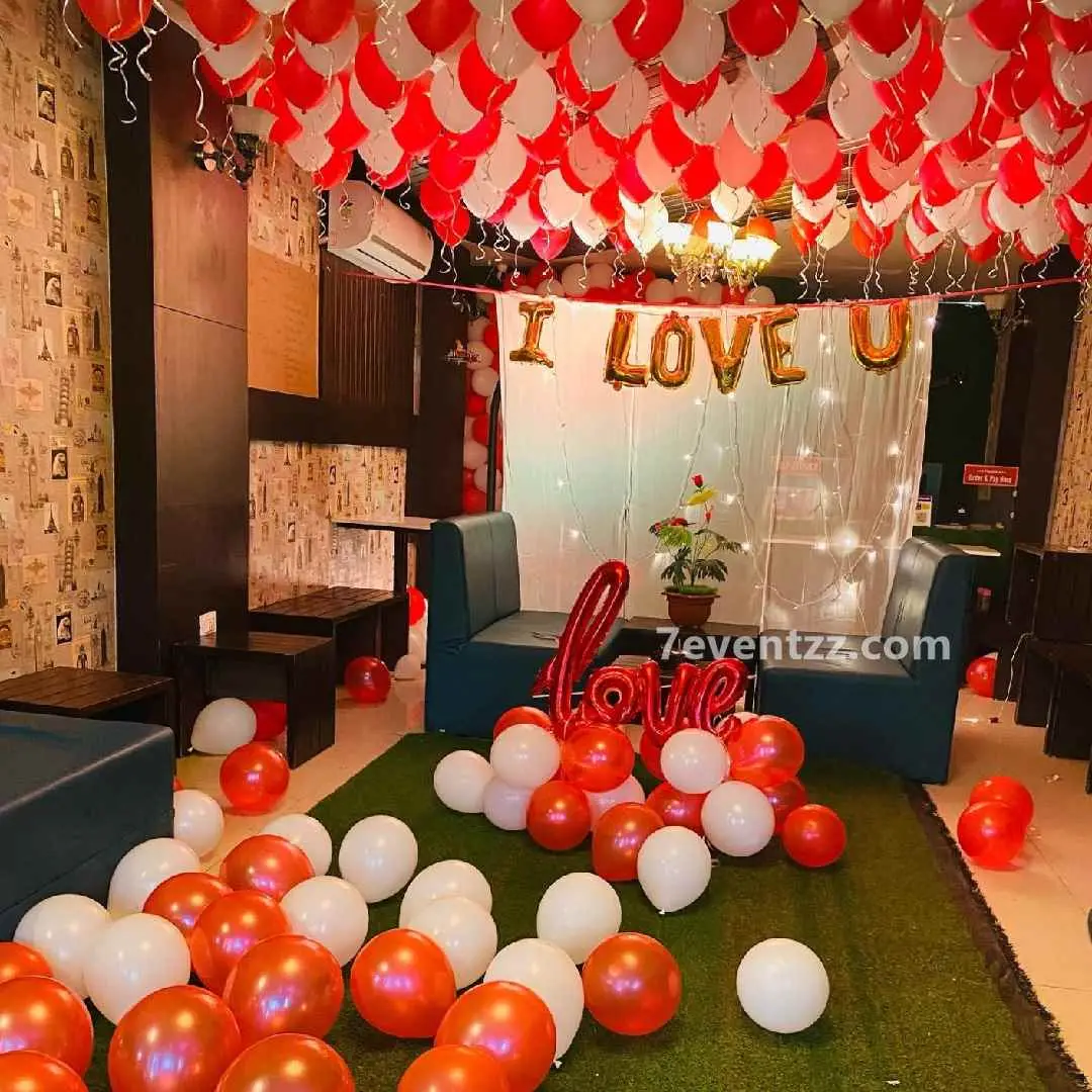 Romantic Red White Theme