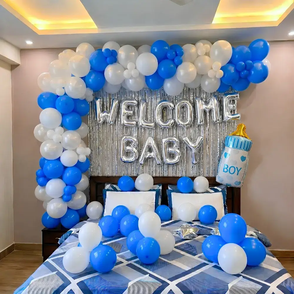 Welcome Baby Gate With Room Decor for Baby Welcome with 250 balloons on gate — photo 3