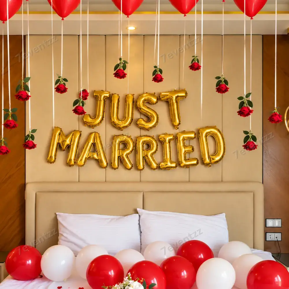 First Night Special Decoration with 30 balloons on ceiling — photo 2