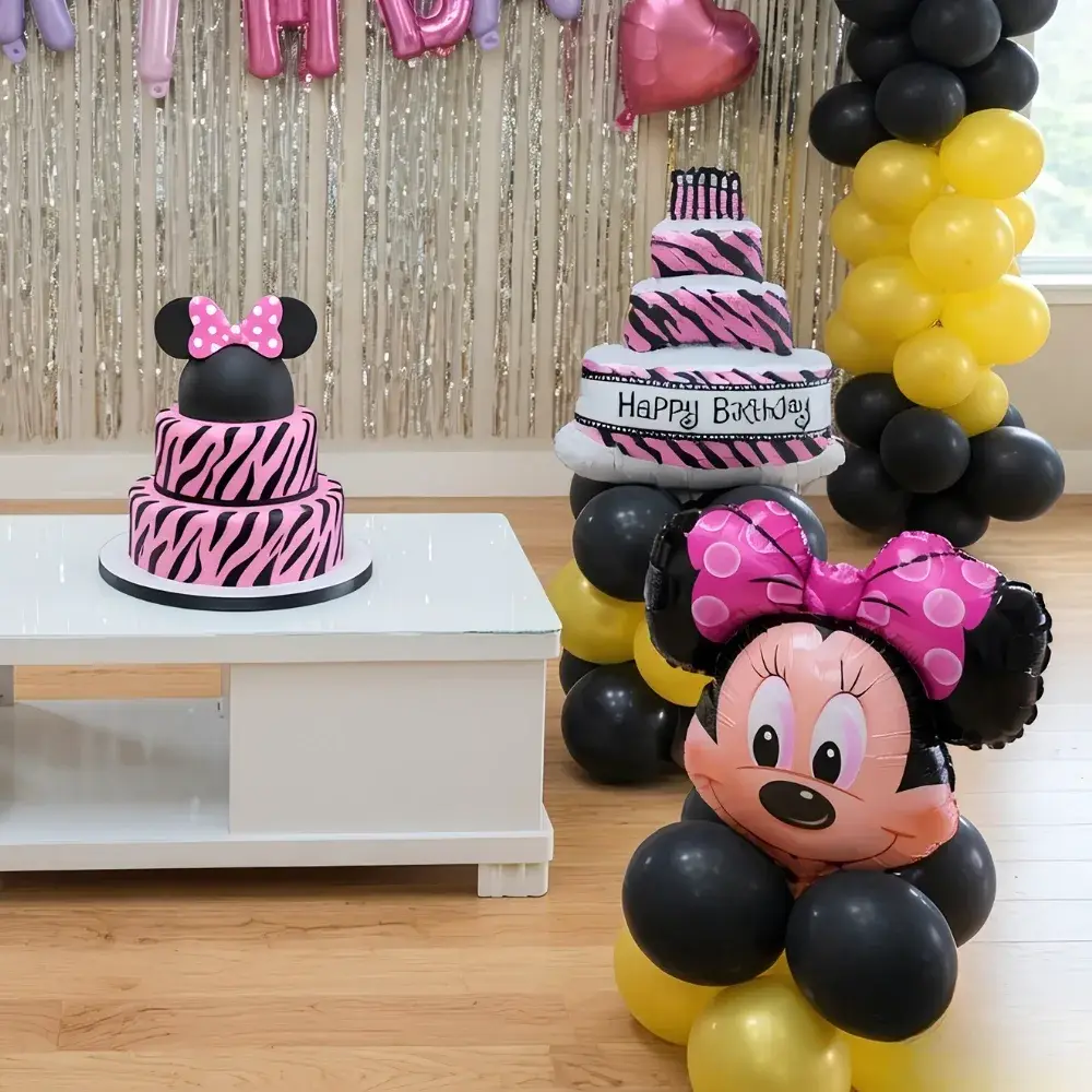 Minni-unicorn Theme Kids Theme decoration with balloon arch of 150 pastel and metallic balloons — photo 2