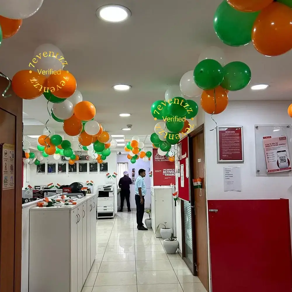 Office Decoration for Republic Day with 150 balloons for the decoration — photo 2