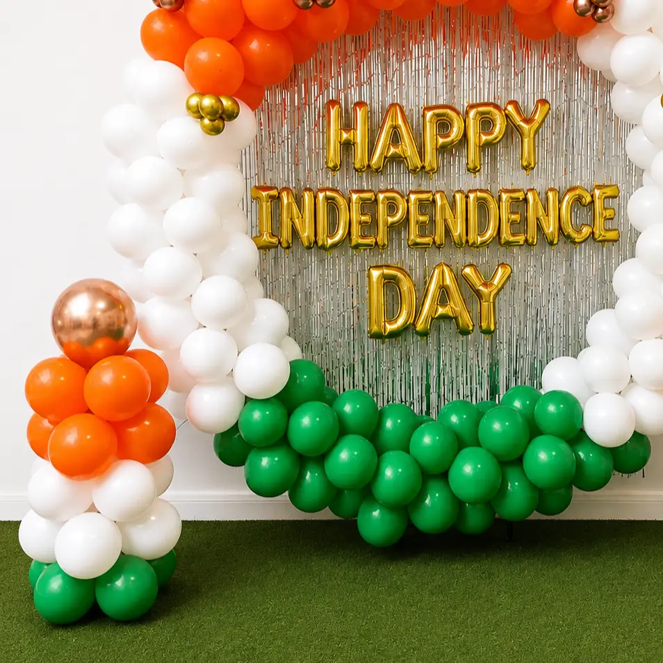 Tricolor Balloon Ring Decoration for Office with ring backdrop — photo 2