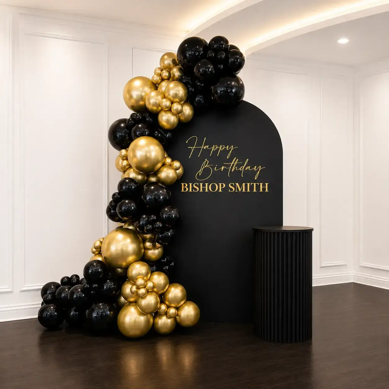 Luxury Birthday Decoration with customized backdrop — photo 2