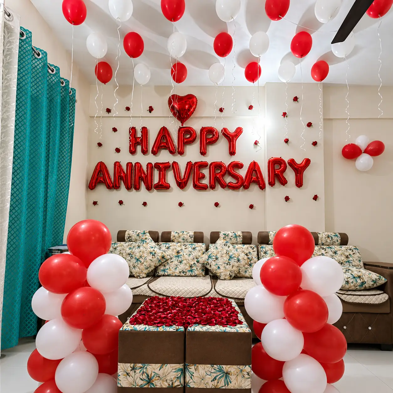 Couple Anniversary Room Decoration