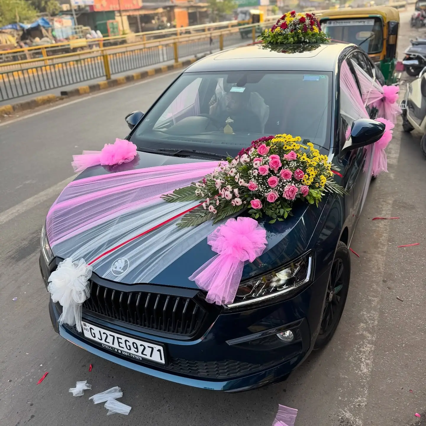 Elegant BMW Wedding Car Decor