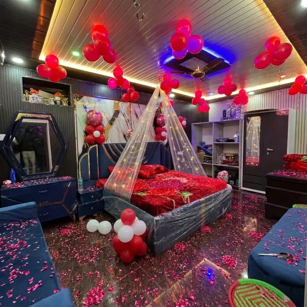Luxury First Night Room Decoration