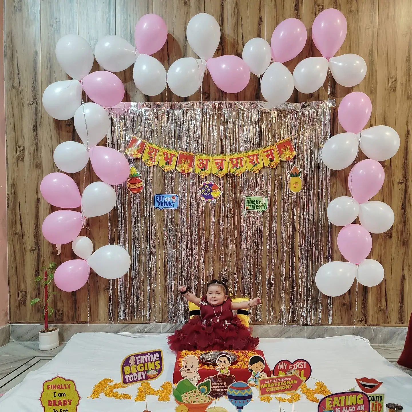 Simple Annaprashan Balloon Arch