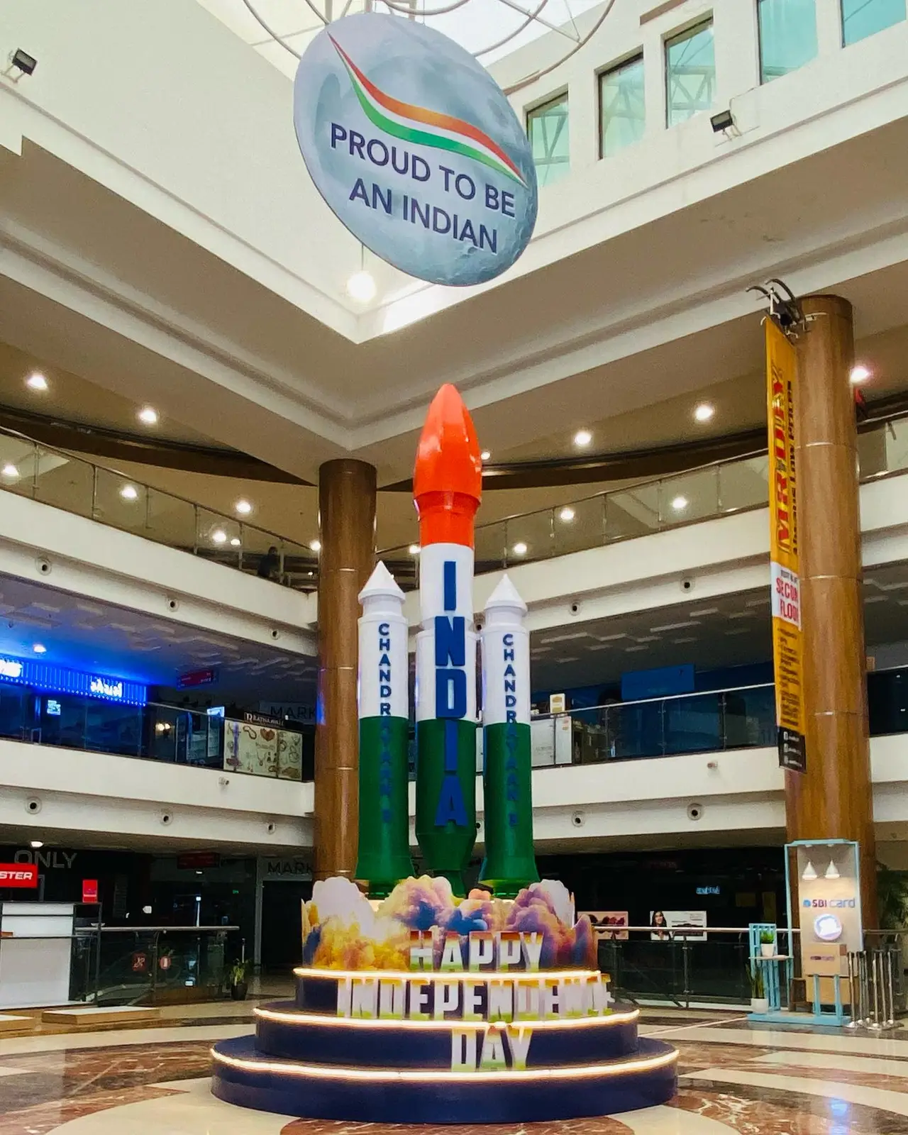 Tricolour balloon arch at corporate office entrance for Independence Day